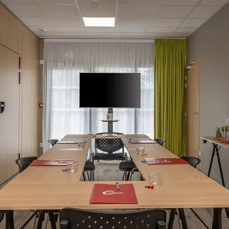 Hotel The Originals City, Relais D'estillac, Agen Sud Estillac